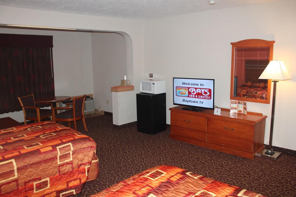 Bays Inn And Suites Baytown Buitenkant foto
